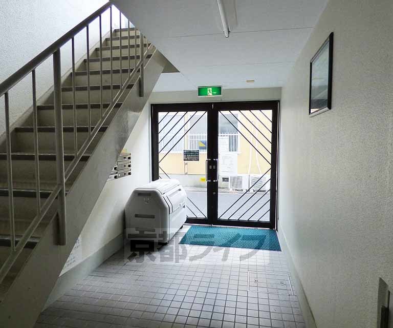 エントランス　おしゃれなエントランスです。