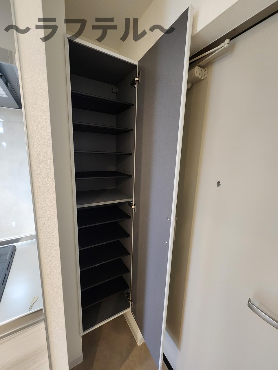 収納　同メーカー施工　別部屋イメージ写真