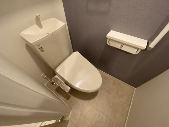 トイレ　※別部屋の写真です