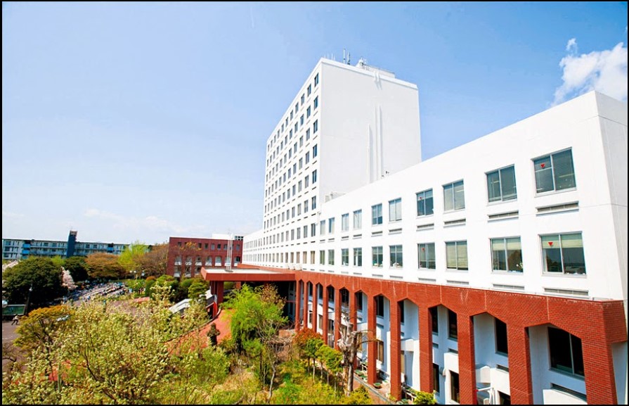 大学・短大　私立常葉大学静岡瀬名キャンパス（大学・短大）まで1237m