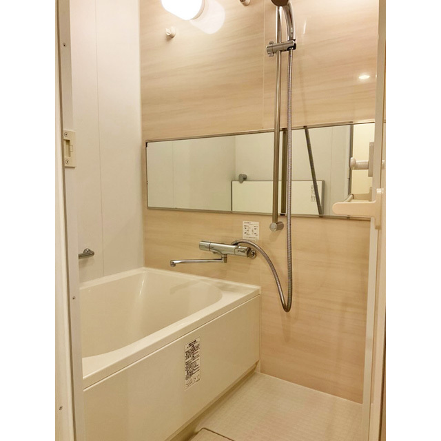 バス・シャワールーム　バス※別部屋参考写真