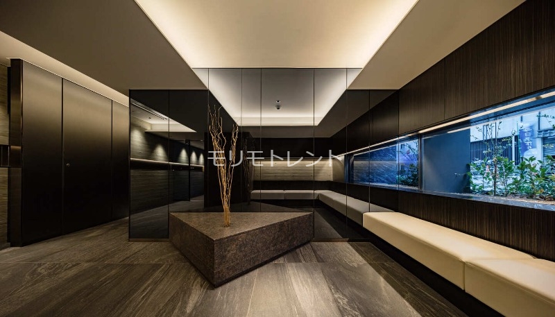 ロビー　エントランスホール