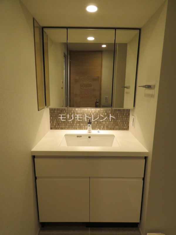 洗面設備　室内写真