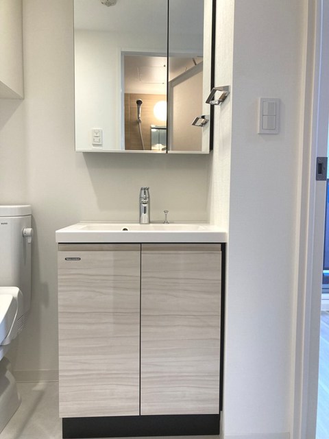 洗面設備　※写真は同タイプ住戸です。