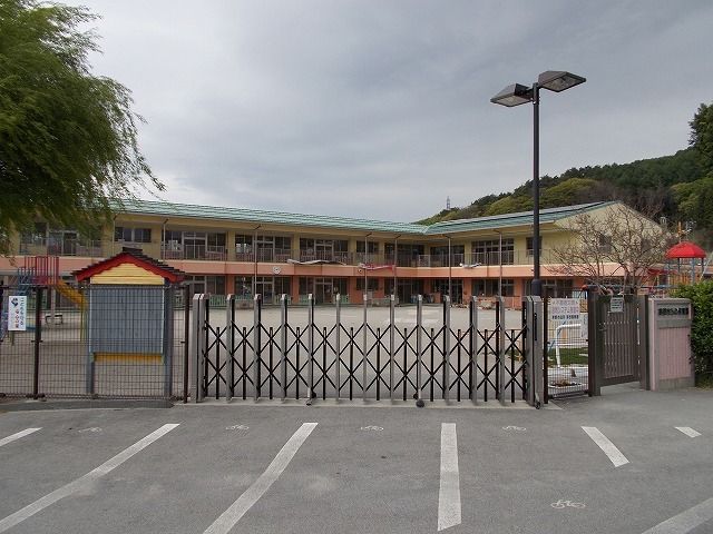 幼稚園・保育園　ちの保育園（幼稚園・保育園）まで400m