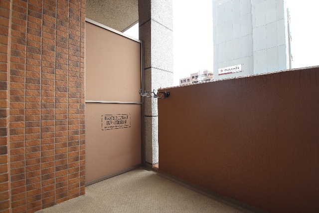 バルコニー　※別室の参考写真の為、現況優先です。