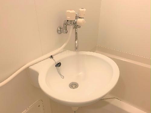 洗面設備　設備・仕様は号室により異なる為、現況を優先致します。