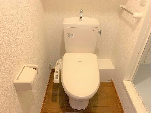 トイレ　設備・仕様は号室により異なる為、現況を優先致します。