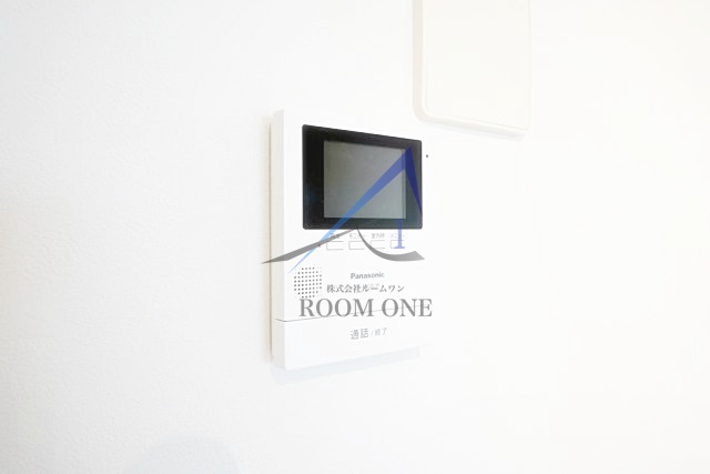 セキュリティ　モニター付きインターホンです。