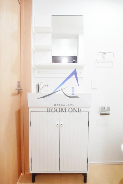 洗面設備　独立洗面台です。