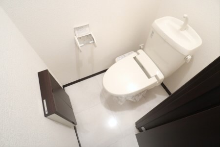 トイレ　※別部屋の写真です