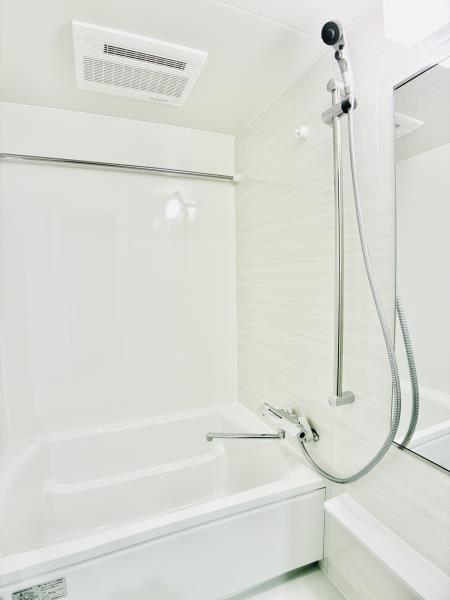バス・シャワールーム　日々の暮らしに欠かせないお風呂です