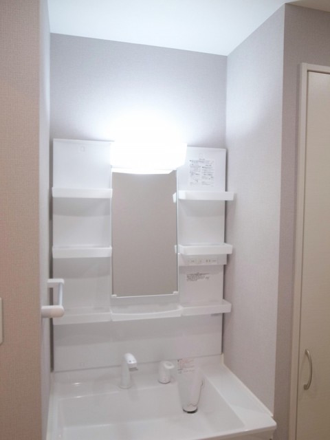 洗面設備　【洗面化粧台】※前回入居時　現況う優先します