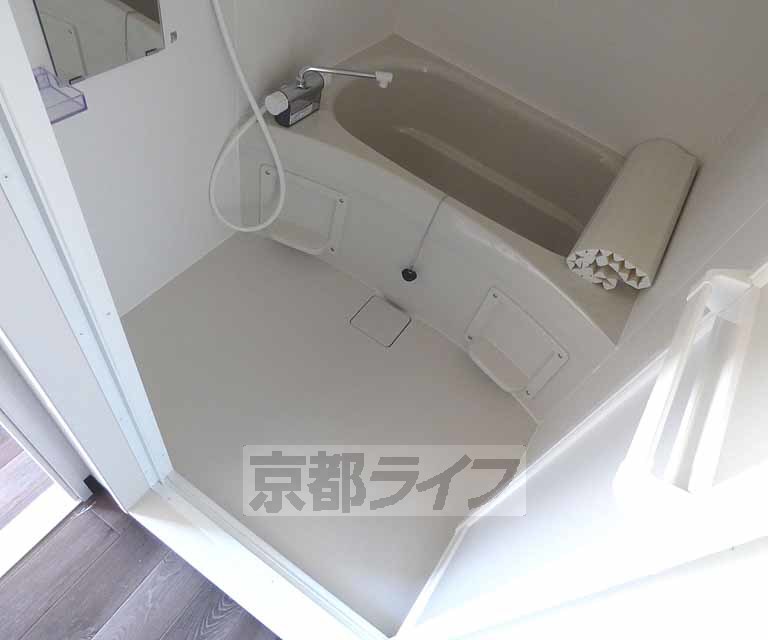 バス・シャワールーム　お風呂です。