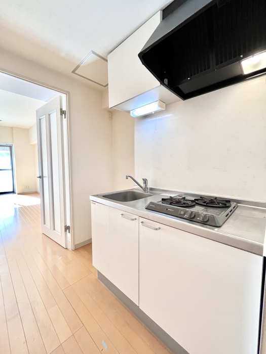 キッチン　※別部屋の参考写真です。