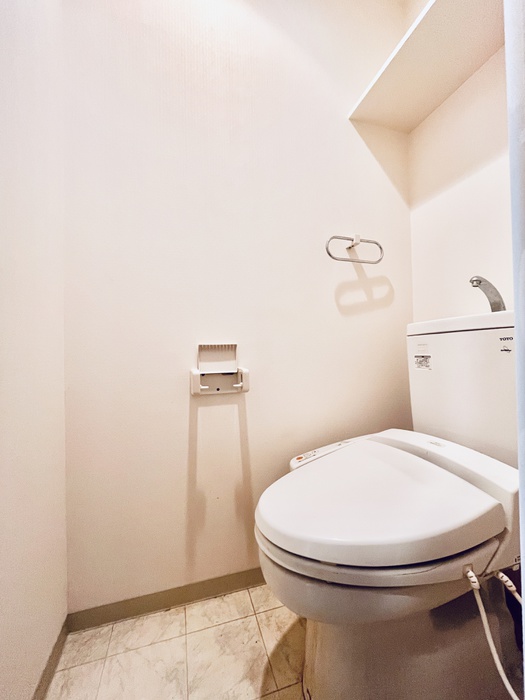 トイレ　※別部屋の参考写真です。