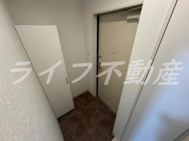 玄関　明るい玄関です