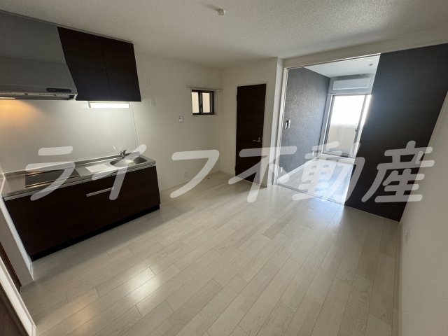 居室・リビング　ゆったりとした居間です