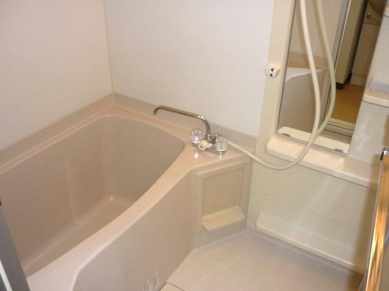 バス・シャワールーム　☆ゆったりとくつろげるお風呂☆