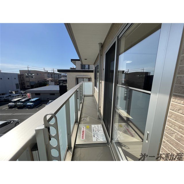 バルコニー　バルコニー