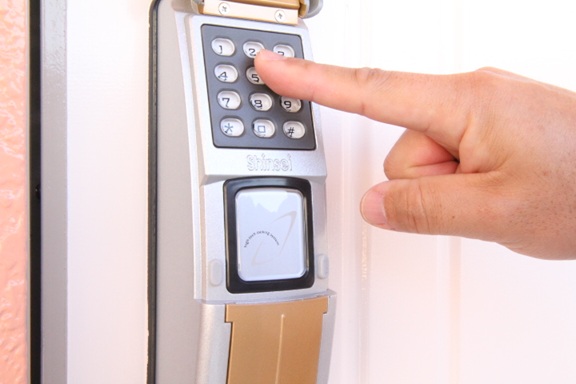 セキュリティ　電子錠