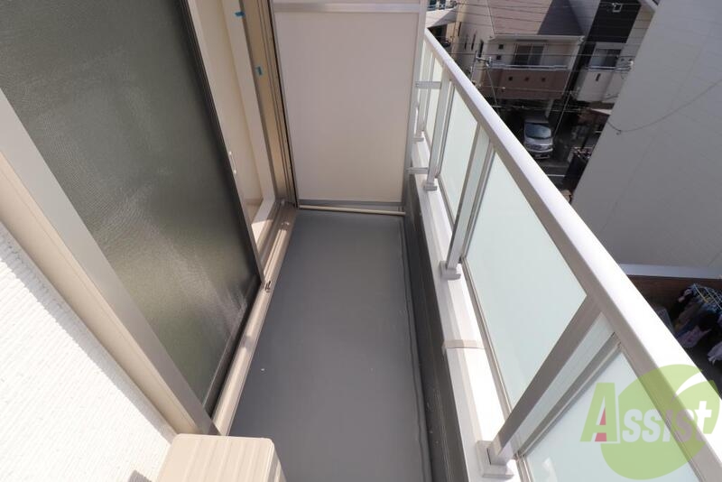 バルコニー　天気のいい日は気持ちが良いですよ