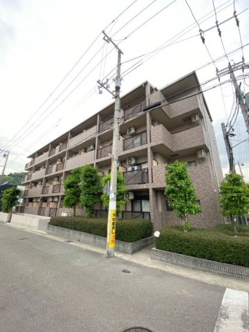 建物外観　落ち着いた雰囲気の外観です