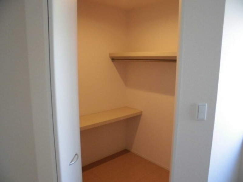 収納　図面と現状に相違がある場合には現状を優先