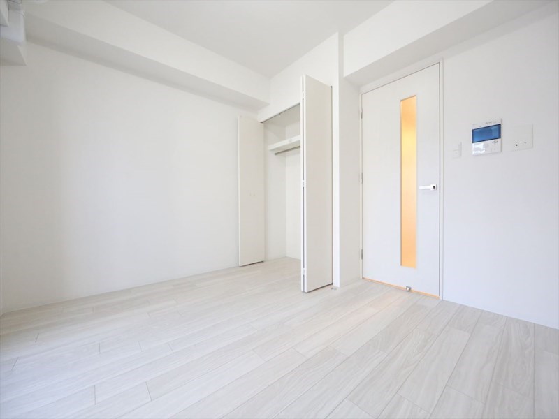 居室・リビング　洋室7帖　クローゼット付（収納充実してます）