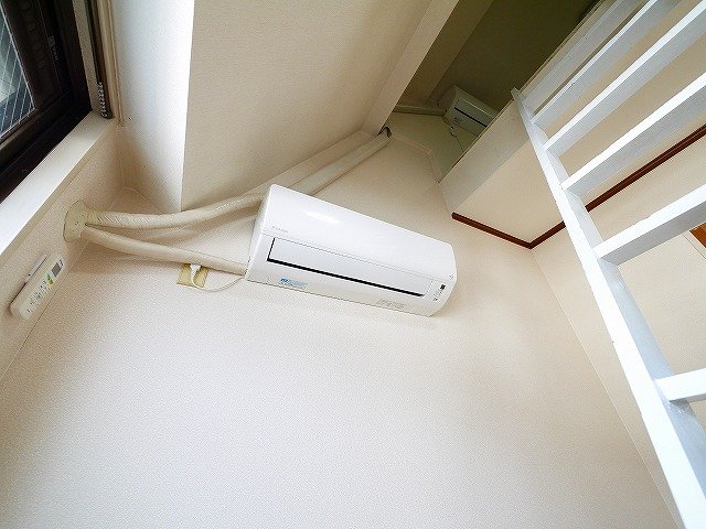 その他設備　エアコンが付いています。