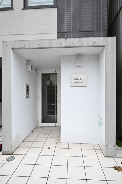 エントランス　ゆとりのあるエントランスです