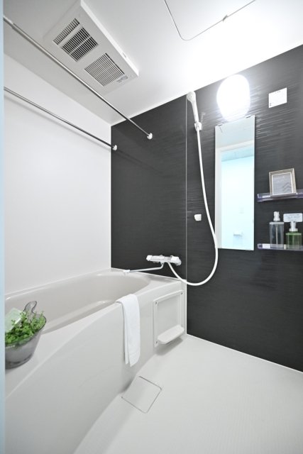 バス・シャワールーム　※家具小物はイメージです