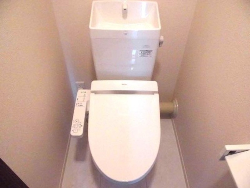 トイレ　図面と現状に相違がある場合には現状を優先