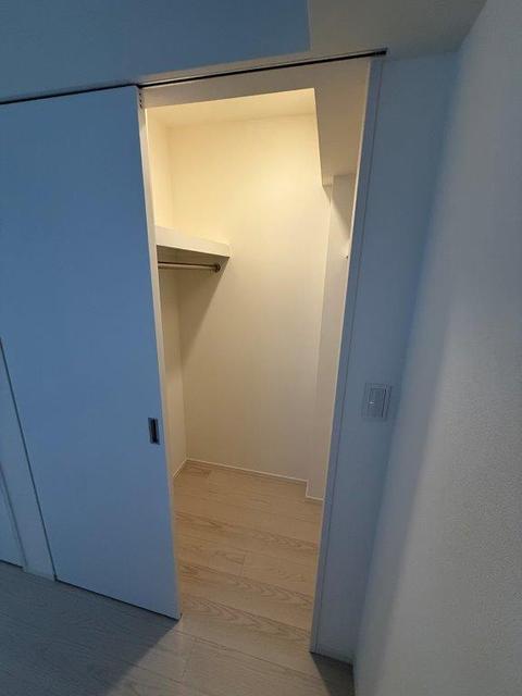 収納　ウォークインクローゼット