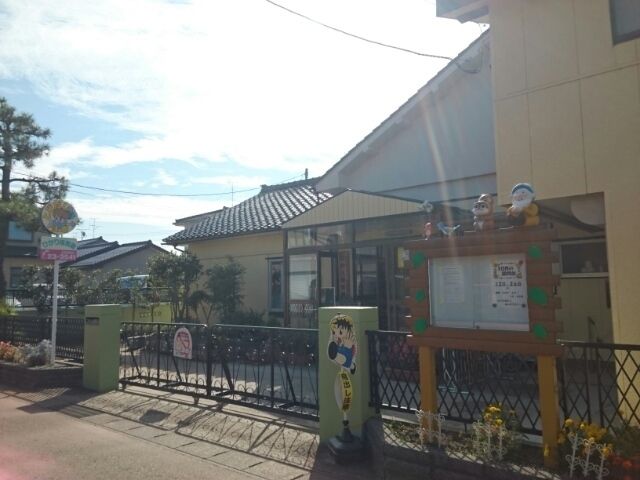 幼稚園・保育園　ひかり保育園（幼稚園・保育園）まで600m