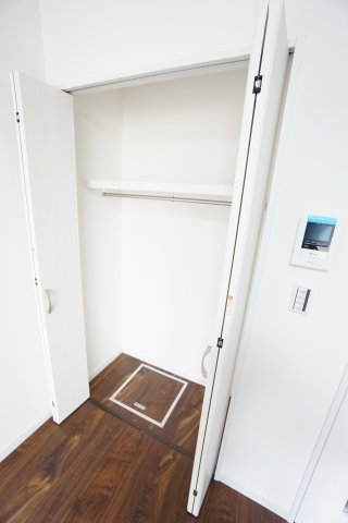 収納　※同物件・反転タイプの写真です。