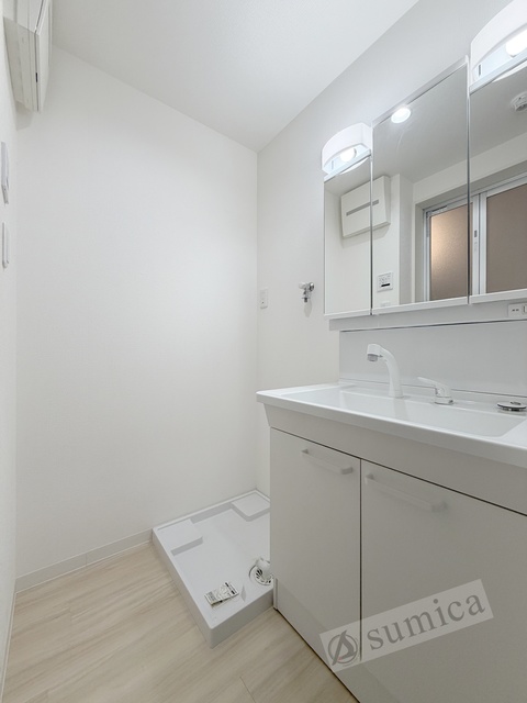 洗面設備　洗面脱衣所付き！独立洗面台が便利です♪♪