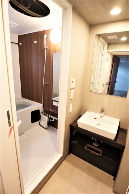 バス・シャワールーム