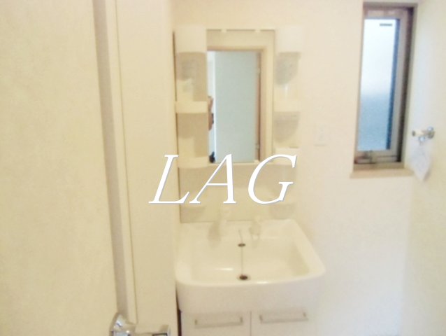 洗面設備　洗面台です。