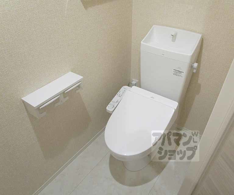 トイレ　１０３号室の写真です。