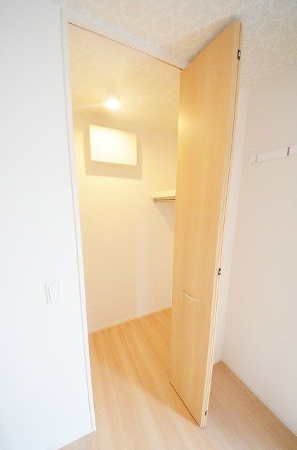 収納　☆ワンランク上の内装☆