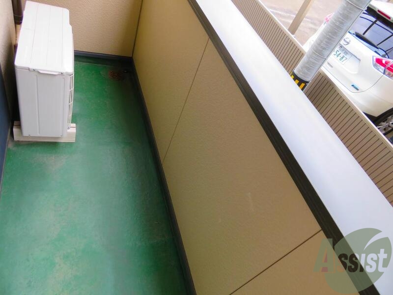 バルコニー　バルコニーになります。陽当りも良いので外で洗濯物が出来ます。