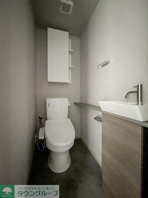 トイレ　※写真は同タイプ住戸です。