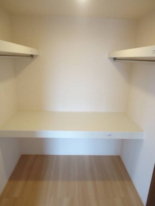 収納　ウォークインクローゼット