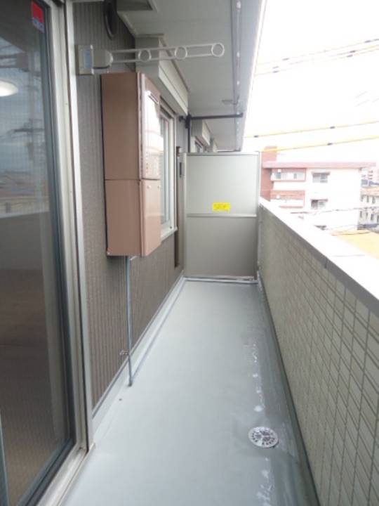 バルコニー　バルコニー