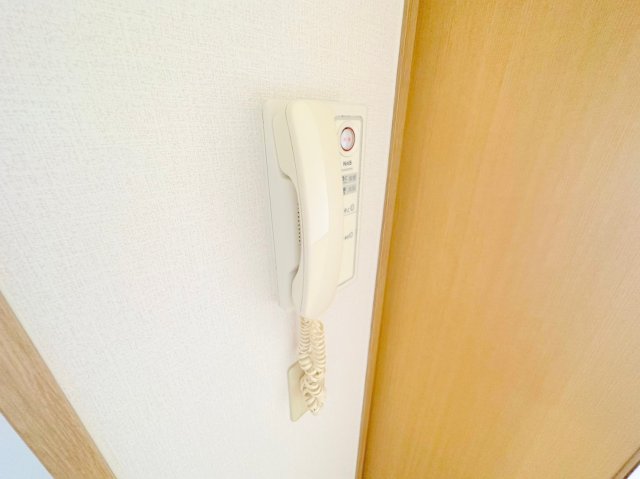 セキュリティ　来客はこちらで確認してから出て下さいね。