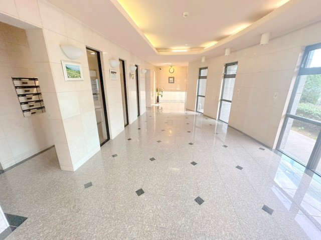 ロビー　広々としたロビーです。