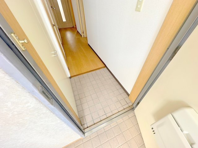 玄関　玄関が大きいと、とても解放感があります。