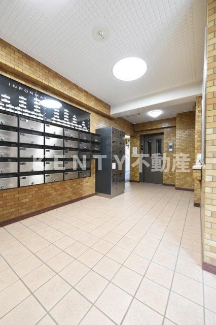 ロビー　建物の内部です