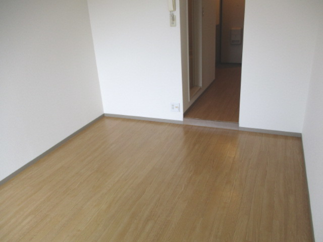 居室・リビング　きれいなお部屋です